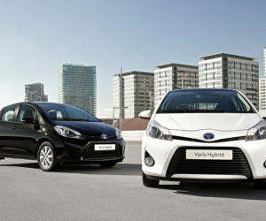 TOYOTA YARIS HYBRID