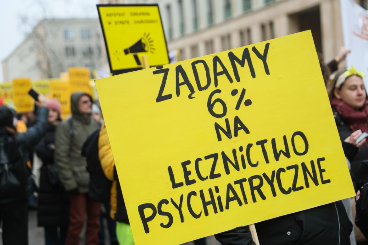 Żółty Marsz w obronie Centrów Zdrowia Psychicznego