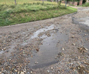 Krajobraz jak po apokalipsie. Wichura zniszczyła gminę Mysłakowice w kilkanaście minut