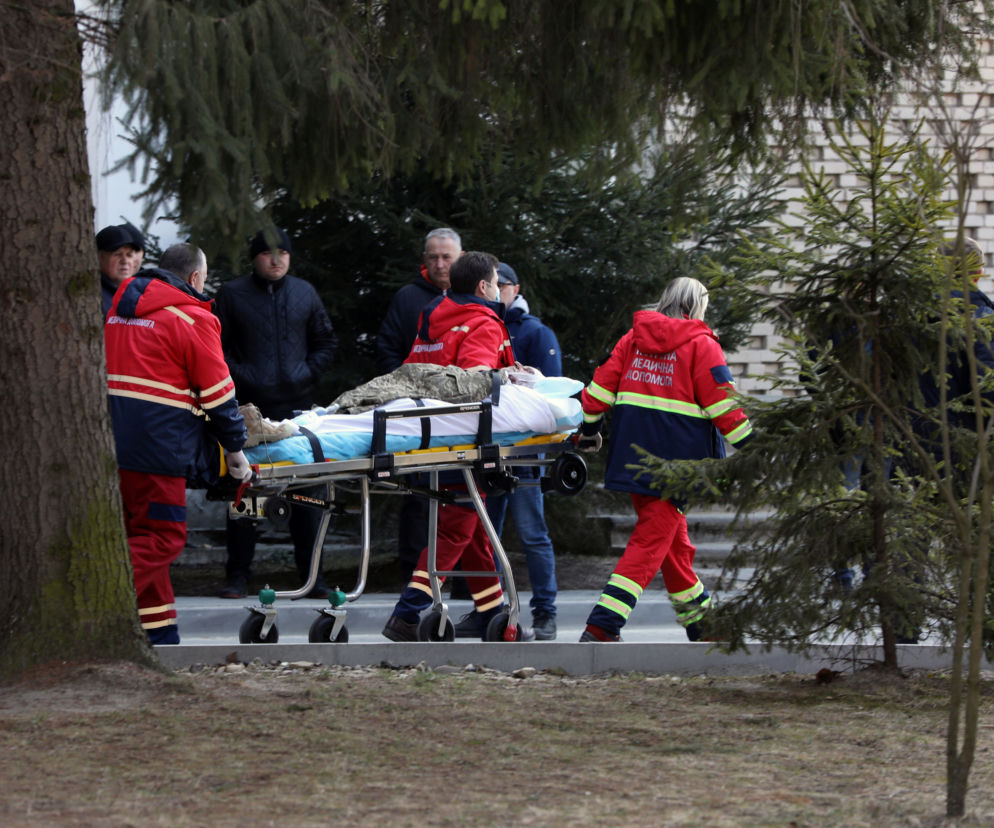 35 osób zginęło w rosyjskim ostrzale rakietowym Międzynarodowego Centrum Operacji Pokojowych i Bezpieczeństwa w obwodzie lwowskim