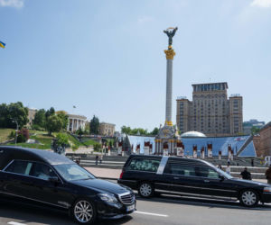 Pogrzeb Liubavy i Viry Yakovlevy. Siostry zginęły tragicznie w wyniku rosyjskiego ataku rakietowego na budynek mieszkalny