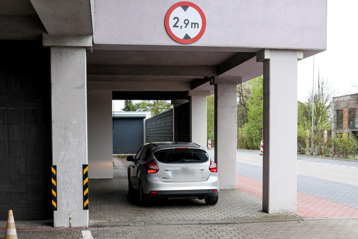 Doprowadzenie aresztowe, wypadek, Litewka