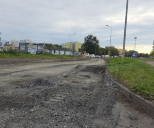 Wyburzają kolejne budynki na Szwederowie. Powstaje nowe torowisko tramwajowe [ZDJĘCIA]