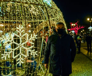 Boże Narodzenie 2020. W Białymstoku rozbłysły świąteczne iluminacje [ZDJĘCIA]
