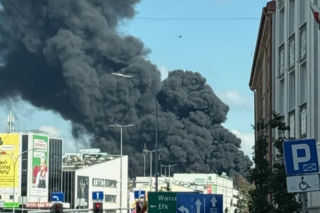 Ogromny pożar w centrum Białegostoku. Kłęby dymu nad miastem