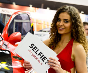 hostessy na targach Motor Show Poznań 2016