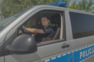 Pomorskie: 10-latek wpadł do bagna! Tragedia była blisko. Miał masę szczęścia