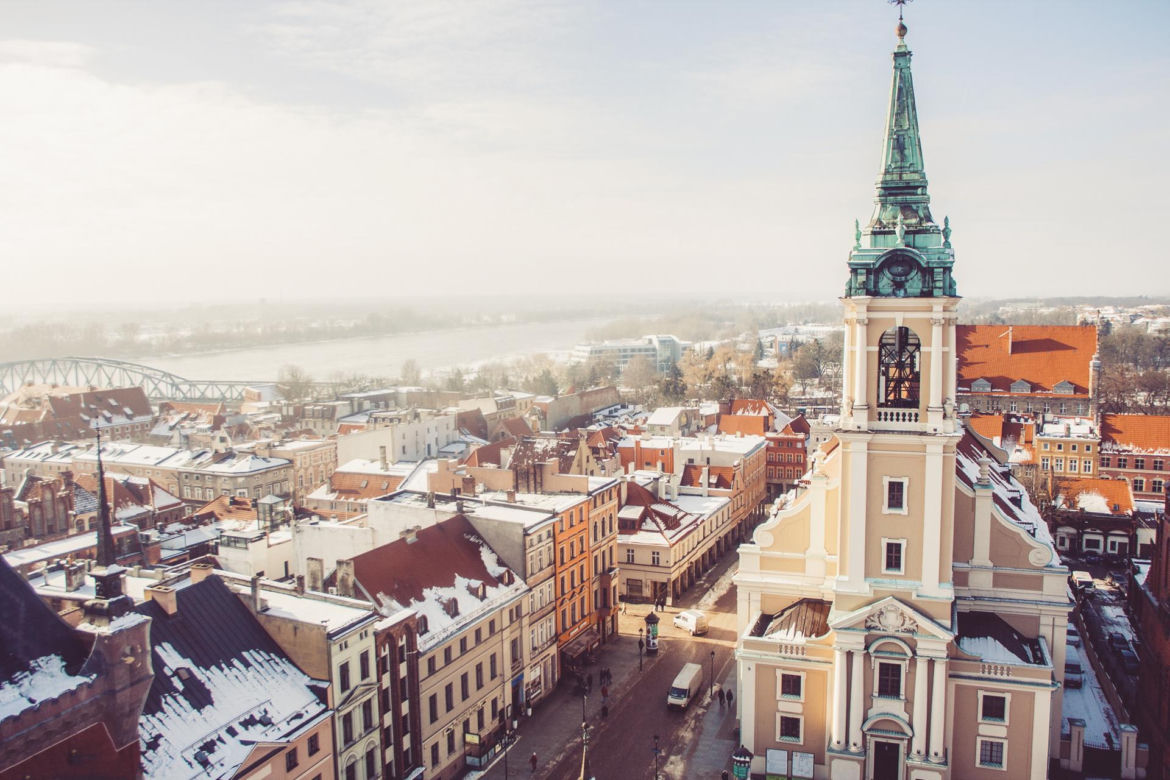 Emeryci w Polsce toną w długach. Mają do spłacenia ponad 5,6 mld zł. Wiemy, gdzie jest najgorzej