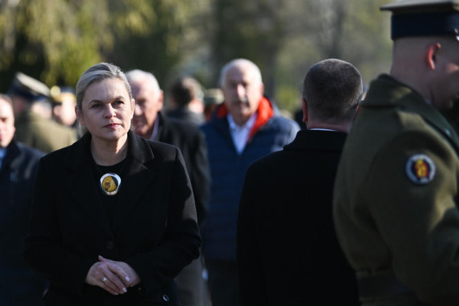 Obchody 16. rocznicy katastrofy smoleńskiej. Powązki