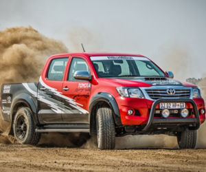 Toyota Hilux Racing Experience V8