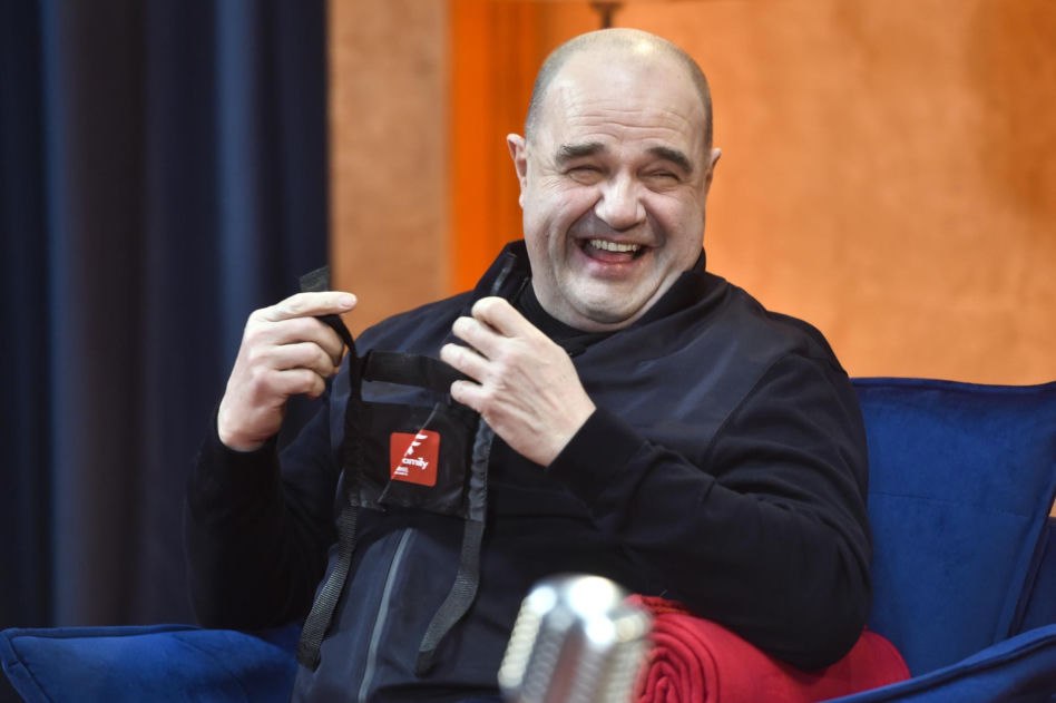 Tak się zmienił Cezary Żak. Wygląda jak bezdomny