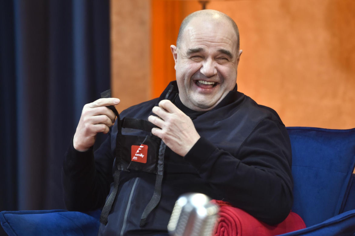 Tak się zmienił Cezary Żak. Wygląda jak bezdomny
