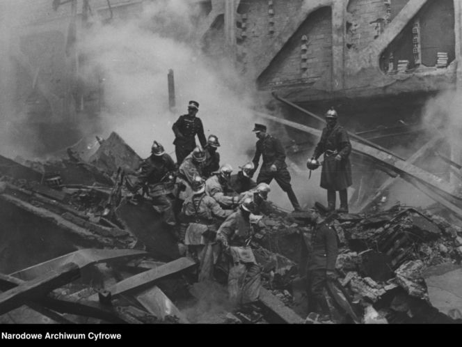 Warszawa dawniej i dziś. Dworzec Główny