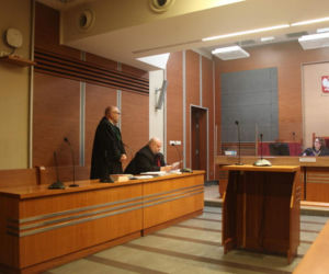 Rafał i Aleksander pobili Adama Niedzielskiego w centrum miasta. Były minister okazał im łaskę