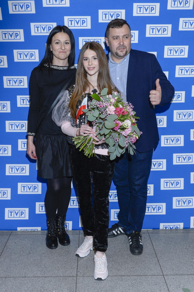 Roksana Węgiel z mamą i tatą