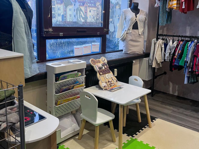 Wiosenne odświeżenie szafy? Stwórz swój wymarzony look w Zielonym Manekinie!