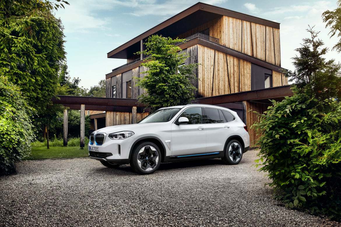 BMW iX3 (2021)