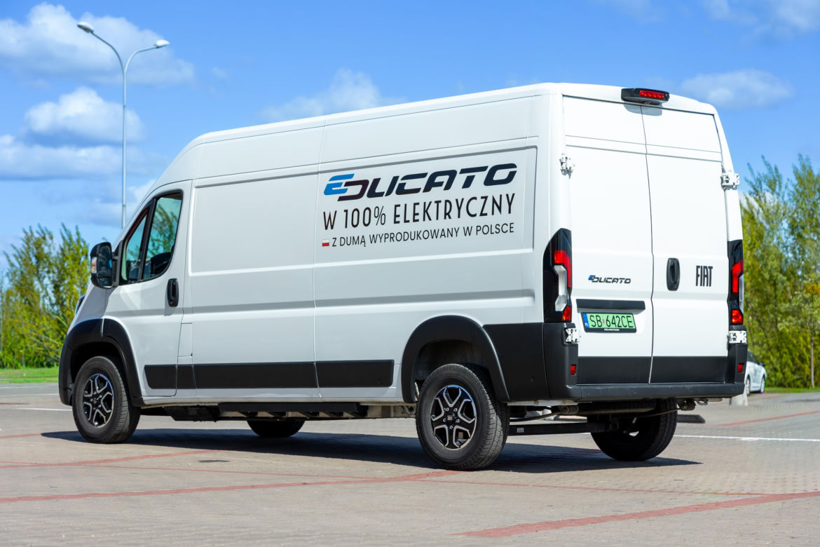 Murator Remontuje, sponsor serii Fiat Professional