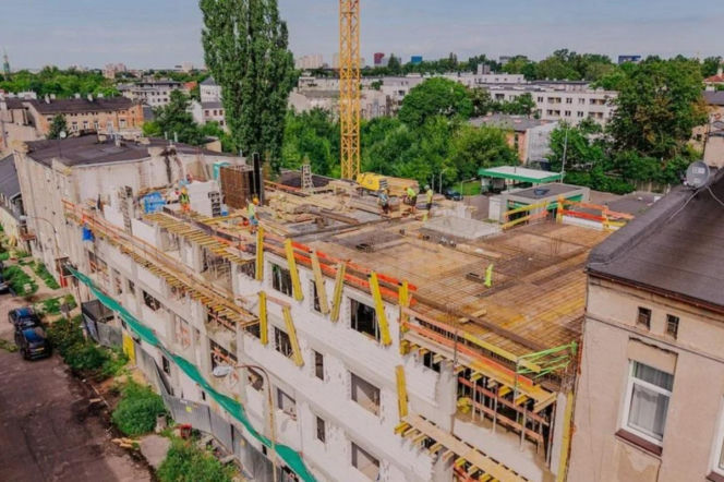 Miejskie mieszkania przy Skierniewickiej w Łodzi pną się w górę