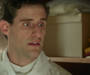 La promesa, odcinek 371: Lope wie, że nie może dłużej ukrywać swoich uczuć, ale boi się reakcji Very