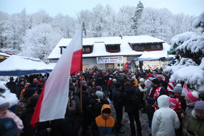 Kacper Tomasiak powitany po IO w rodzinnych stronach