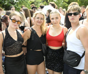 Drugi koncert The Weeknd w Warszawie. Najwierniejsi fani nie przestraszyli się morderczego upału. Znajdź się na zdjęciach