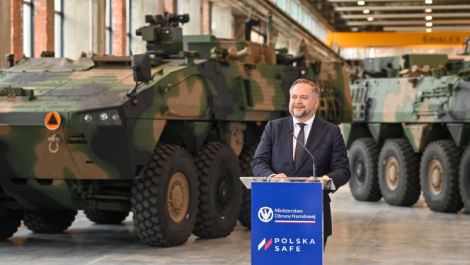 Kosiniak-Kamysz był dziś zakładach w Rosomak S.A. w Siemianowicach Śląskich