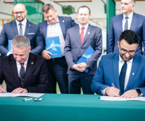 Powiat rzeszowski i łańcucki z porozumieniem o wsparciu w kryzysach. Chodzi o sprzęt, logistykę i ewakuację