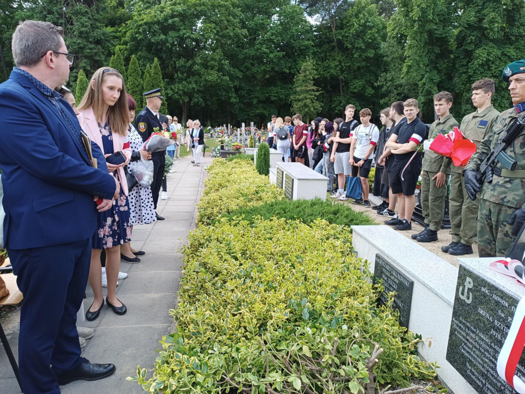 Odsłonięcie tablicy pamięci Ireny Szydłowskiej