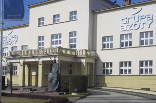 Grupa Azoty wstrzymuje sprzedaż nawozów!