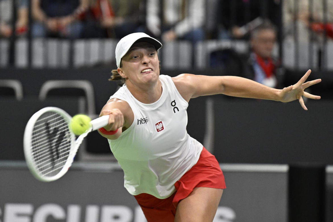 Iga Świątek - Celine Naef w turnieju BJK Cup