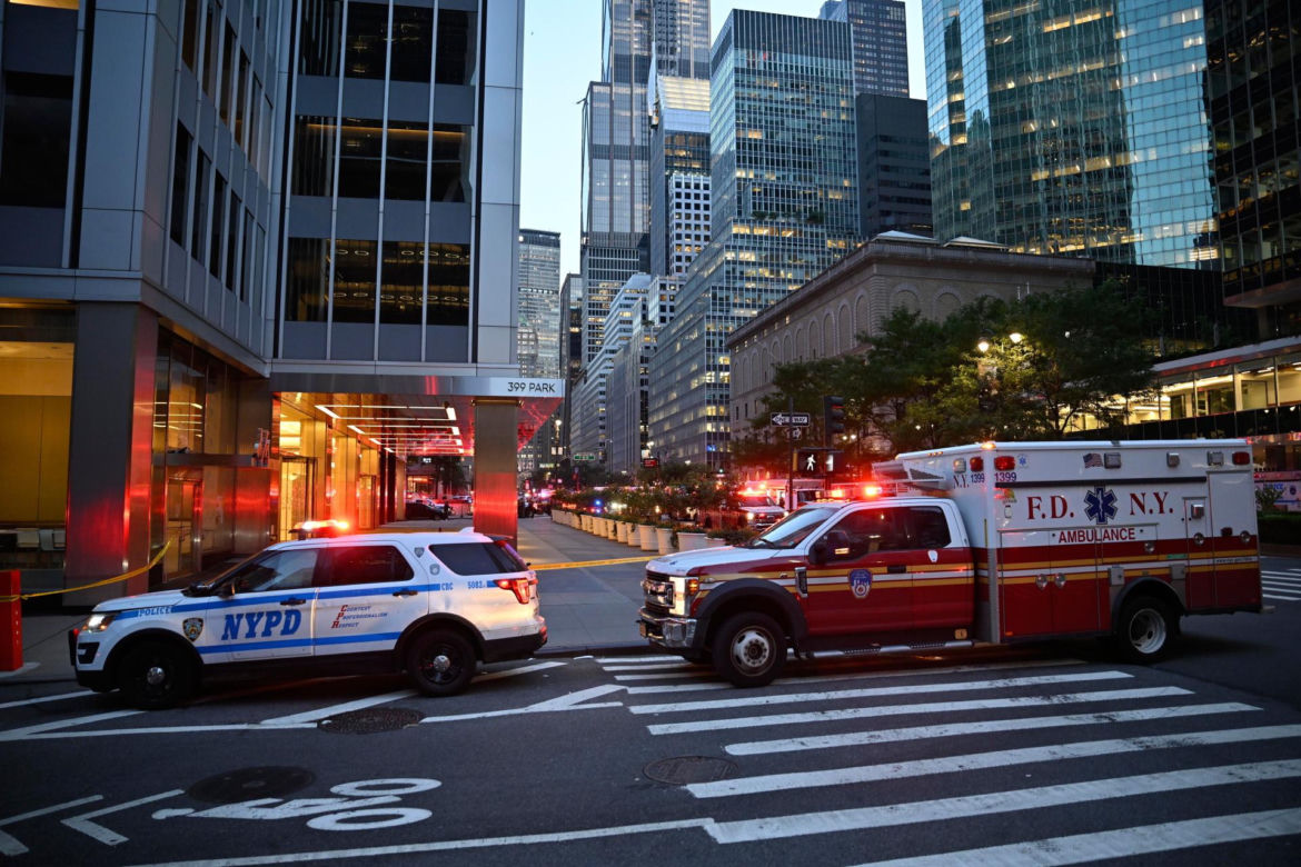 Masakra na Manhattanie! Mężczyzna otworzył ogień w wieżowcu