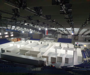 Budowa szpitala tymczasowego w hali Netto Arena