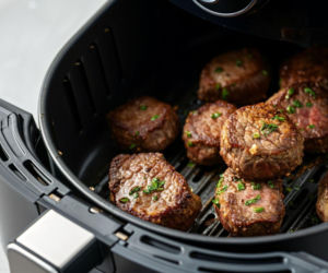 Patelnię zamieniłam na Air Fryer. Teraz tylko tak robię najpyszniejsze kotlety mielone 