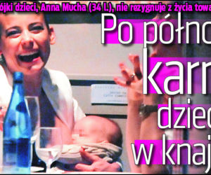 Po północy karmi dziecko w knajpie