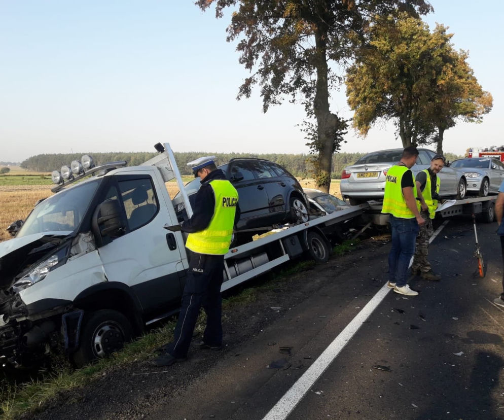 Trzy ofiary śmiertelne, jedna osoba ranna. To po tragicznym wypadku, który miał miejsce rano w miejscowości Wójcin