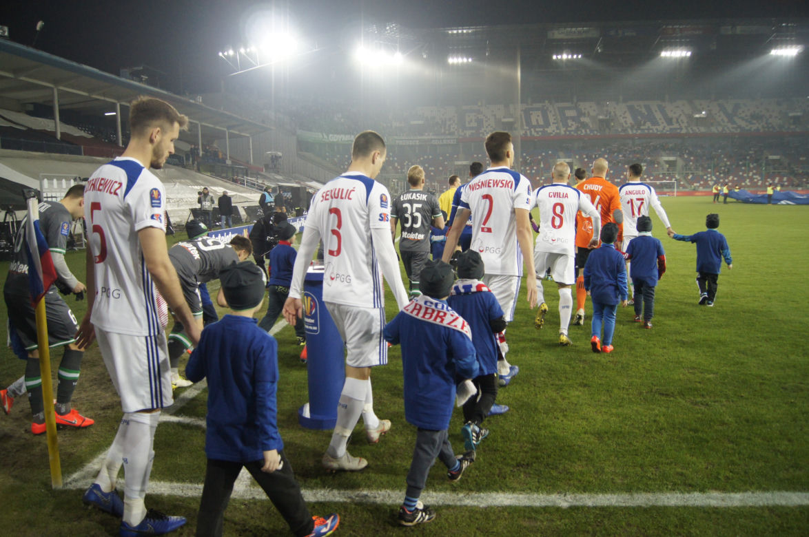 Górnik Zabrze - Lechia Gdańsk: Ponad 8 tysięcy fanów wspierało Trójkolorowych