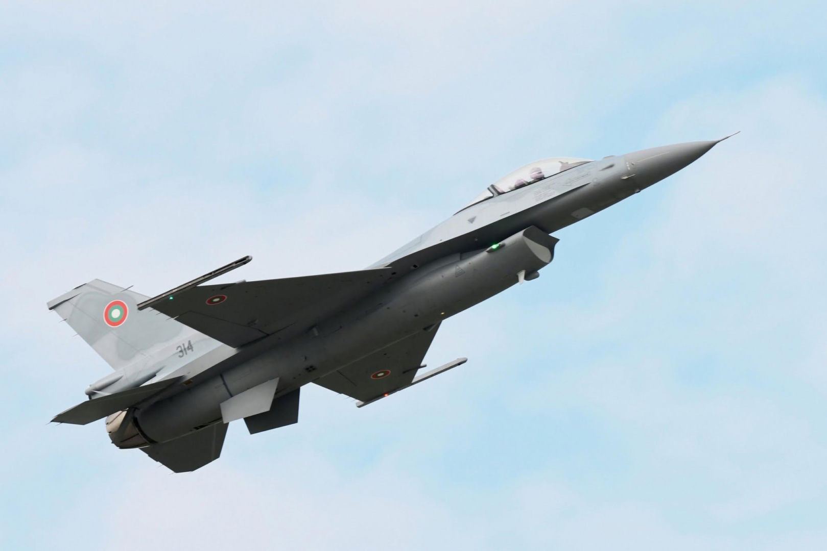 Polska pomoże Bułgarii utrzymać MiG-29 i F-16. Premier Radev dziękuje za współpracę z WZL-2