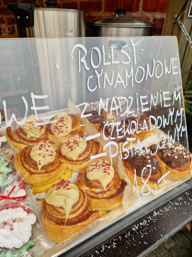 Gdański Jarmark Bożonarodzeniowy 2025: Ceny z kosmosu? Sandwich za 89 zł i grzaniec za...