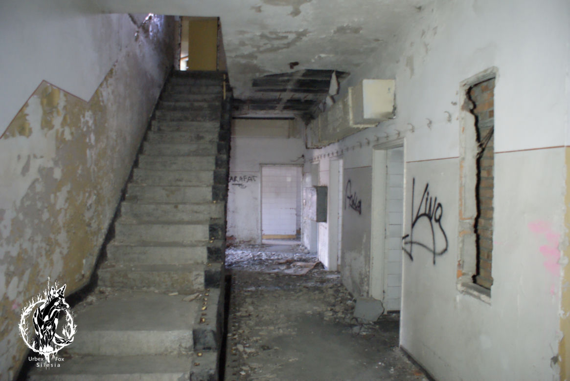Opuszczone sanatorium na południu Polski. Czas się tutaj zatrzymał. Zobaczcie