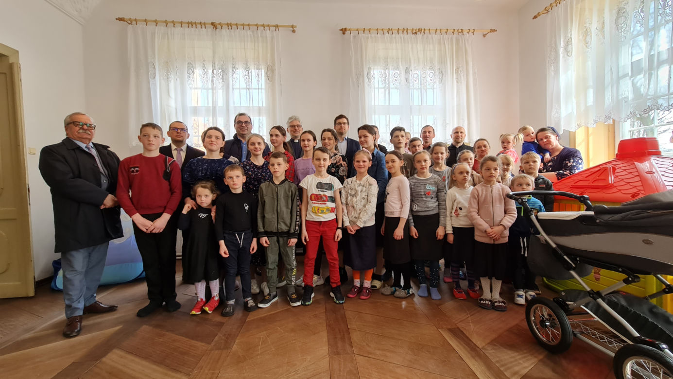 Wielkie akcja ministra. Ruszył z pomocą ukraińskim rodzinom 