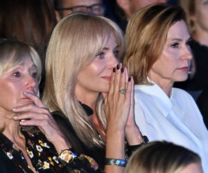 Agnieszka Woźniak-Starak obcięła grzywkę i zdjęła obrączkę