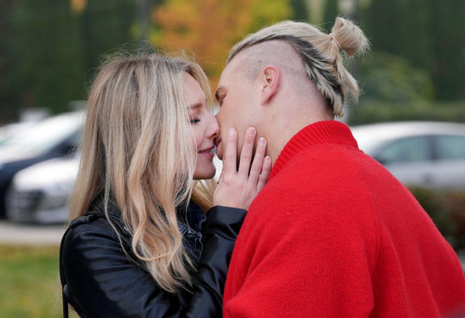 "Barwy szczęścia", odcinek 3342: Awantura w redakcji "Szoku" o publikację drastycznego nagrania z miejsca zbrodni