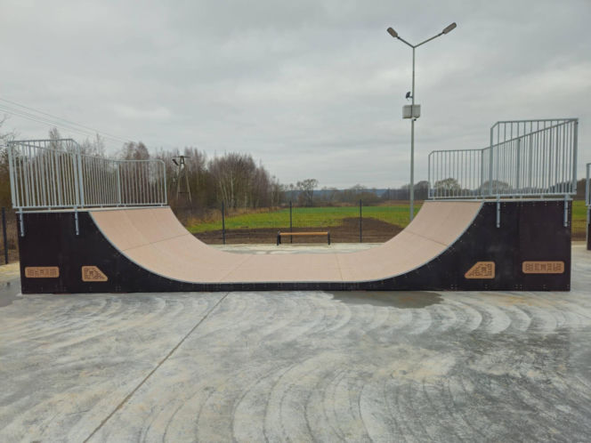 Skatepark w Sarnakach w powiecie łosickim