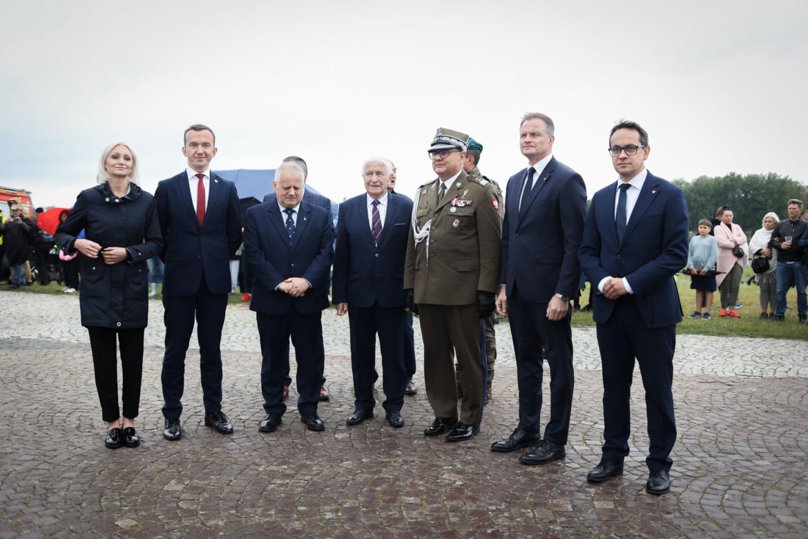 Inscenizacja bitwy pod Grunwaldem za nami. Pogoda nie zniechęciła uczestników. Tłumy na polu bitwy