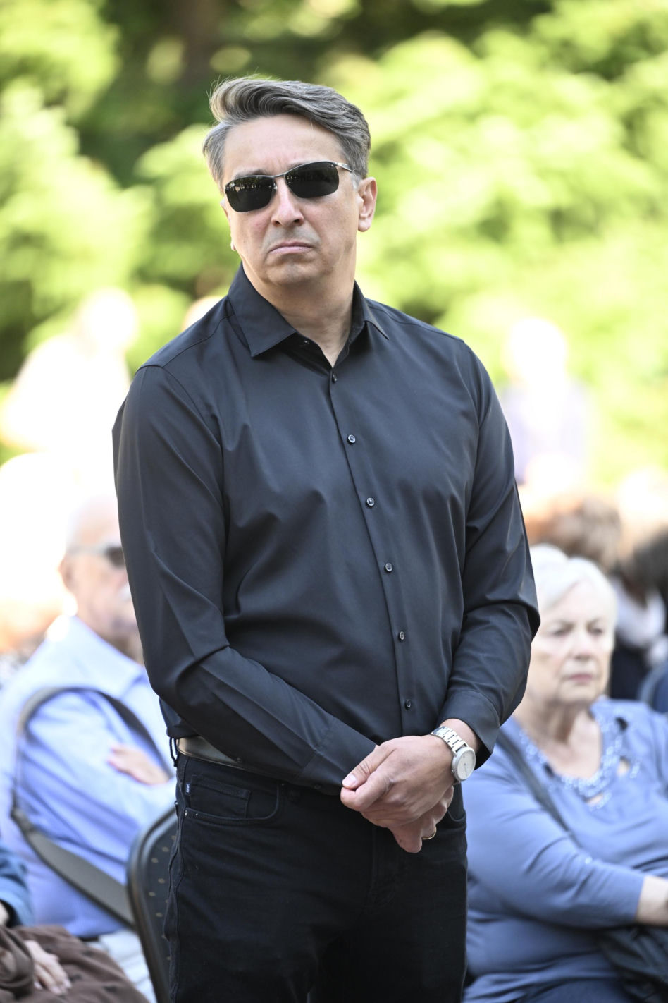 Wielkie pożegnanie Andrzeja Morozowskiego. Na Powązkach pojawił się tłum znanych osób