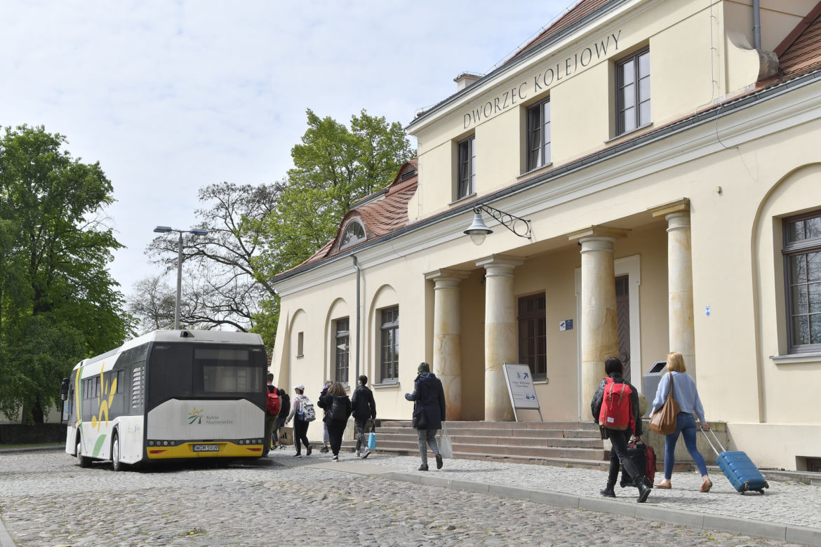  (Nie)wielki sukces PKP. Jest zielone światło na kolej do lotniska w Modlinie