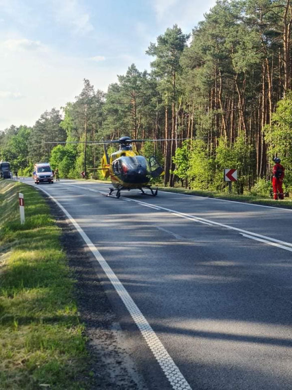 Tragiczny wypadek w Niedźwiedziu. Nie żyje 14-letni chłopiec. Wracał z rodzicami z wycieczki
