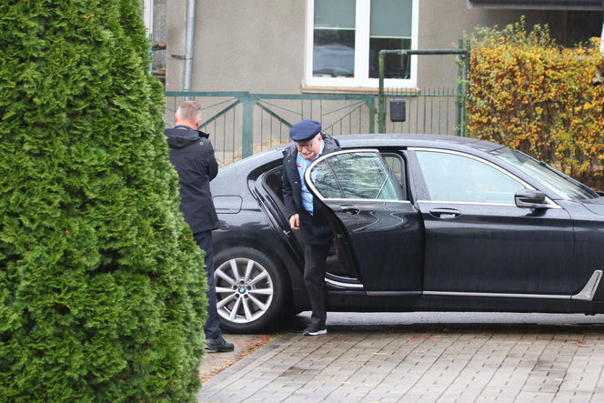 Lech Wałęsa bez temblaka