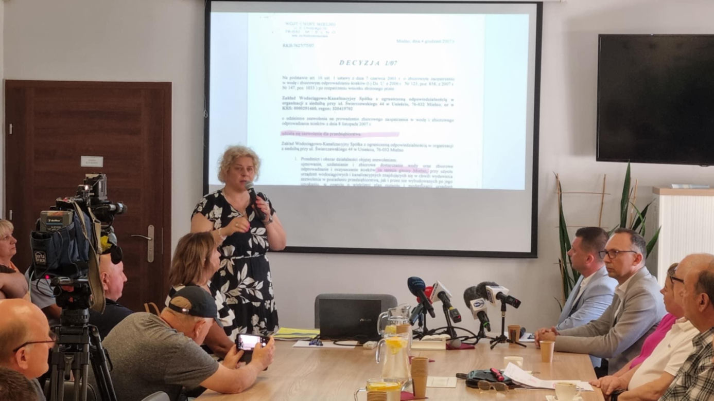 Nadmorska gmina zostanie bez wody w kranach? "Rozmowy ostatniej szansy"?